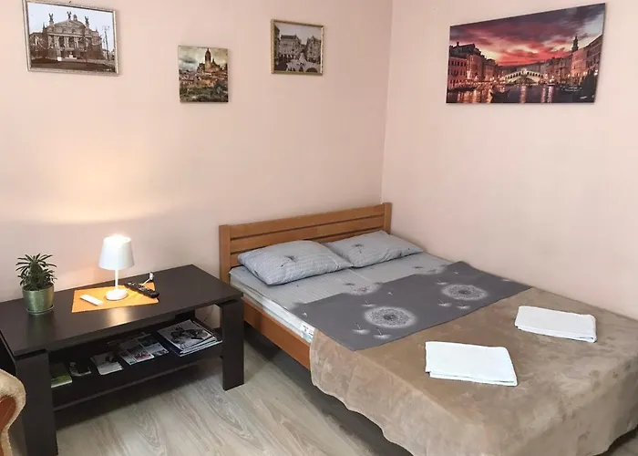 Near The Forum Mall Апартаменты *