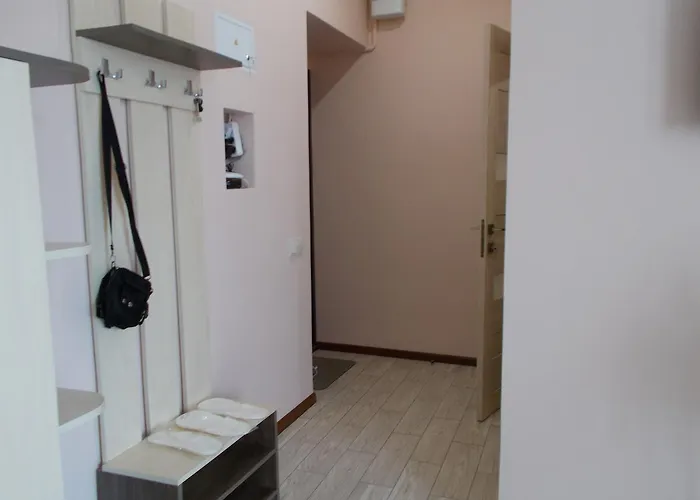 Near The Forum Mall アパート