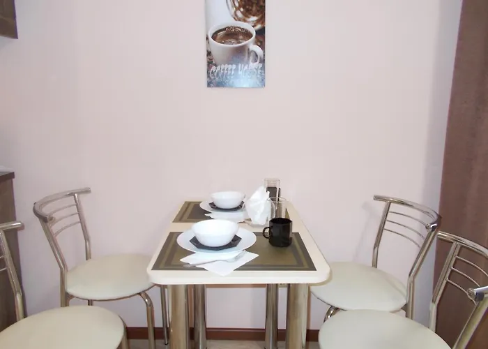 Near The Forum Mall Апартаменты *