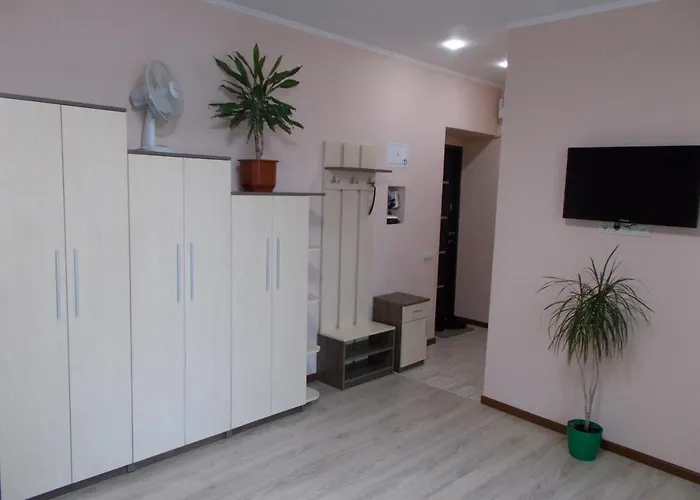 Апартаменты Near The Forum Mall